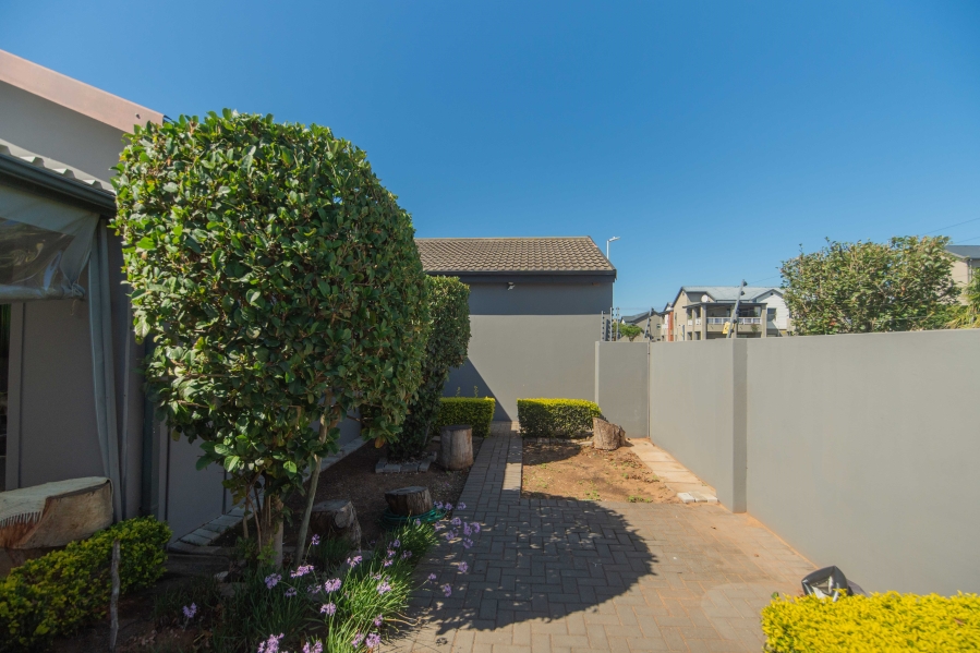 3 Bedroom Property for Sale in Pinelands Eastern Cape